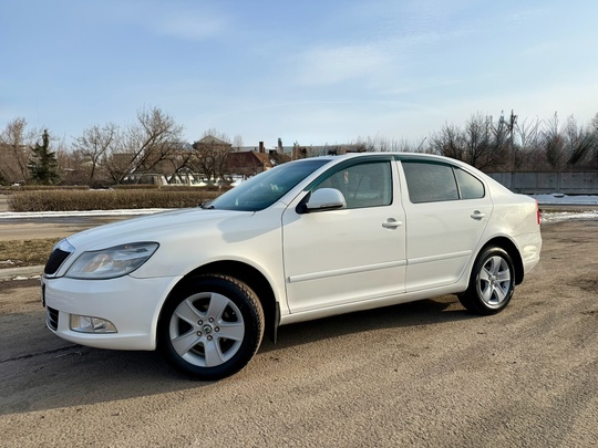 Skoda Octavia A5 2013г.
1.6 MPi (1)