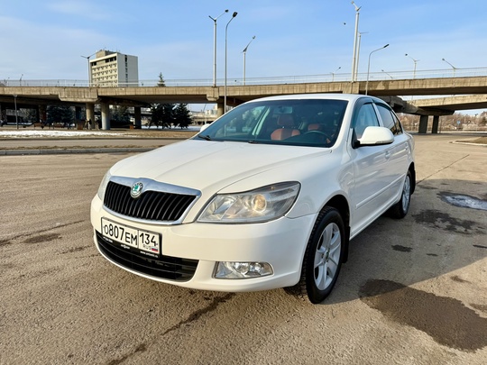 Skoda Octavia A5 2013г.
1.6 MPi (5)