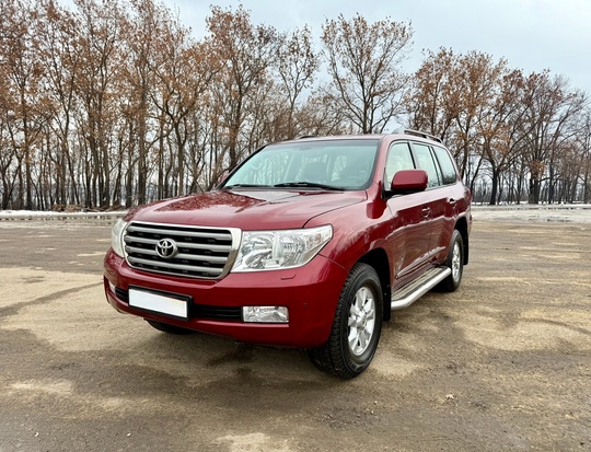 Toyota Land Cruiser 200
2008 г.
4,7