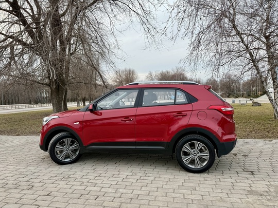 Hyundai Creta 2017г.
1.6 бензин автомат!
Пробег (5)
