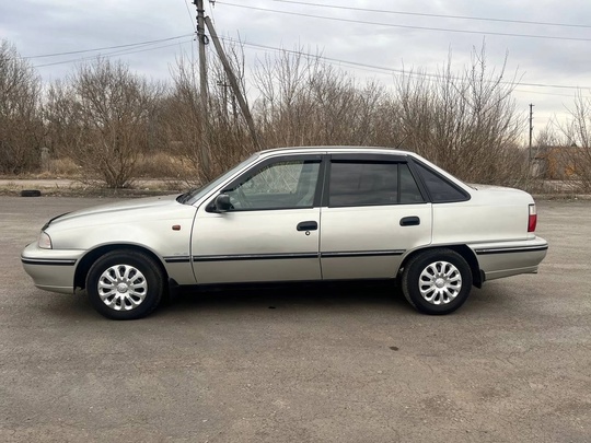 Продам DAEWOO NEXIA . В (7)