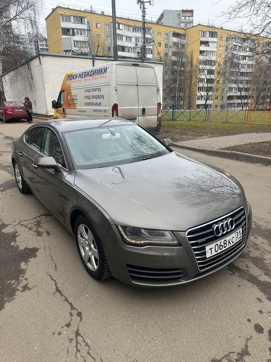 Audi A7 2010г 2.8л 220л.с (1)
