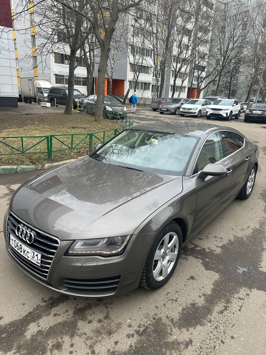 Audi A7 2010г 2.8л 220л.с (3)