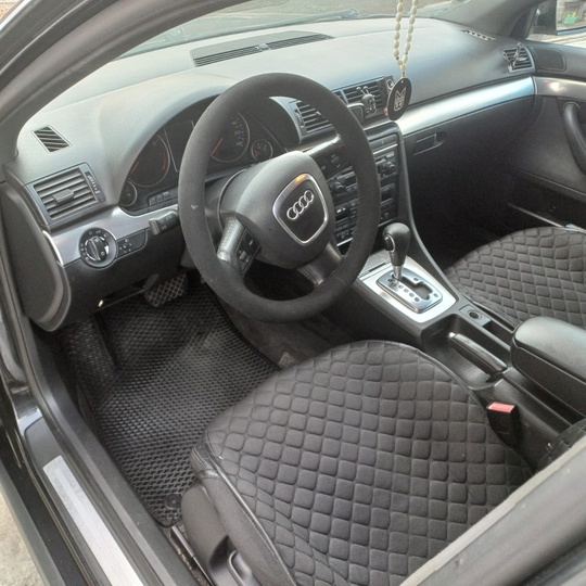 Продам ауди а4б7  2006 (3)