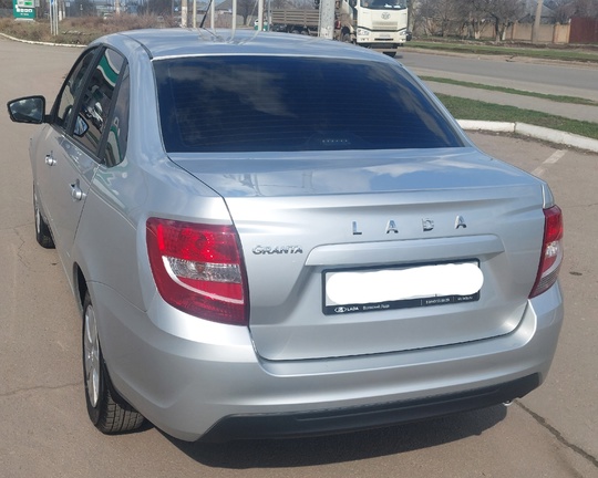 Продам Lada Granta 2023 г.в!Авто (3)