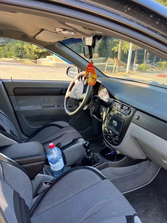 Стаханов. Продам Chevrolet Lacetti в (4)