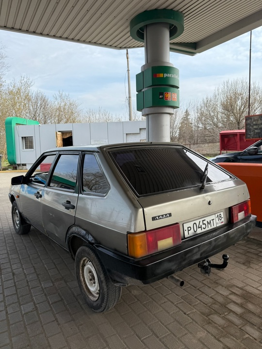 Ваз 2109 1.5 карб 2001г (1)
