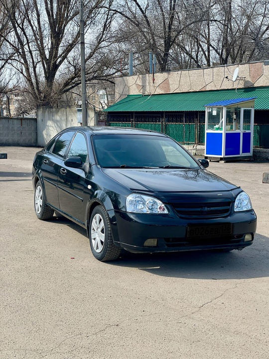 Луганск 
Продам Chevrolet Lacetti 1.6 (1)
