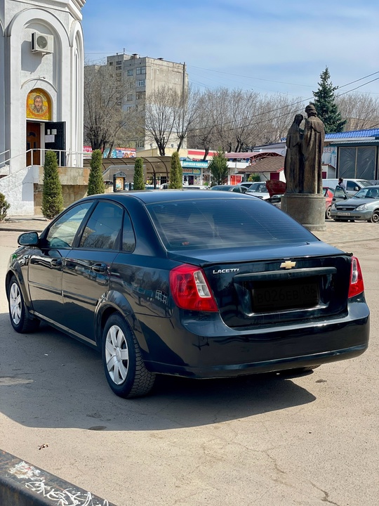 Луганск 
Продам Chevrolet Lacetti 1.6 (7)