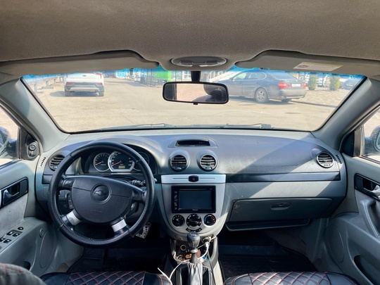 Луганск 
Продам Chevrolet Lacetti 1.6 (8)
