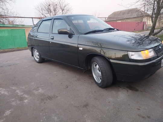 #Лада Лада 2112
Год: 2006
Тип КПП: (1)