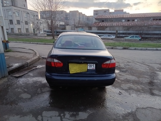 Продам сенс год 2006 на (3)