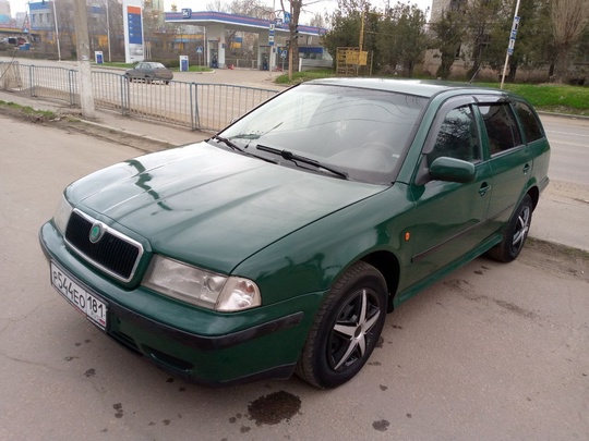 Продам Шкода Октавия тур, 2000г. (6)