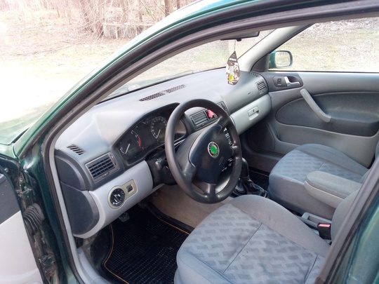Продам Шкода Октавия тур, 2000г. (9)
