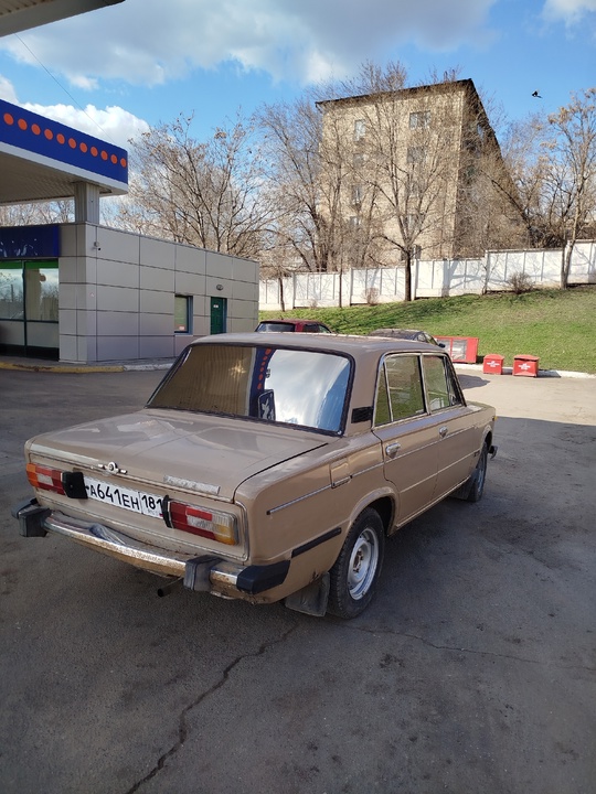 Продам ваз 2106 .газ.бензин машина (2)