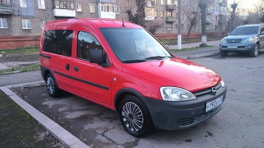Продам Опель комбо 2010 г.в.в