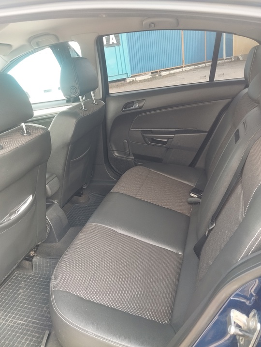 Продам отличный опель астра, автомобиль (4)