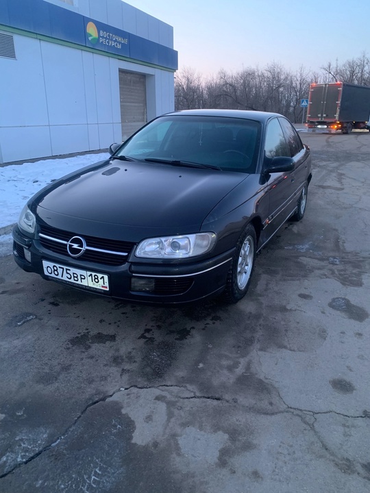 Opel Omega B 2.0 
4