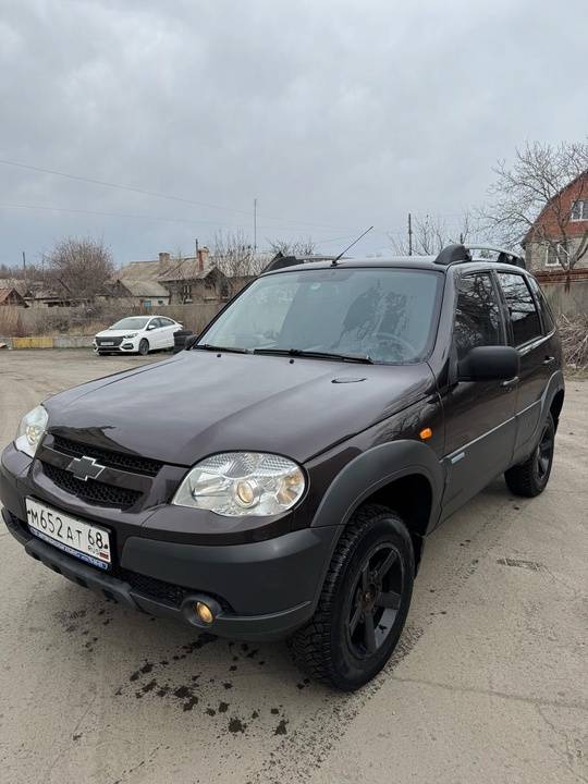 Продам Шевроле ниву 2010 года (1)