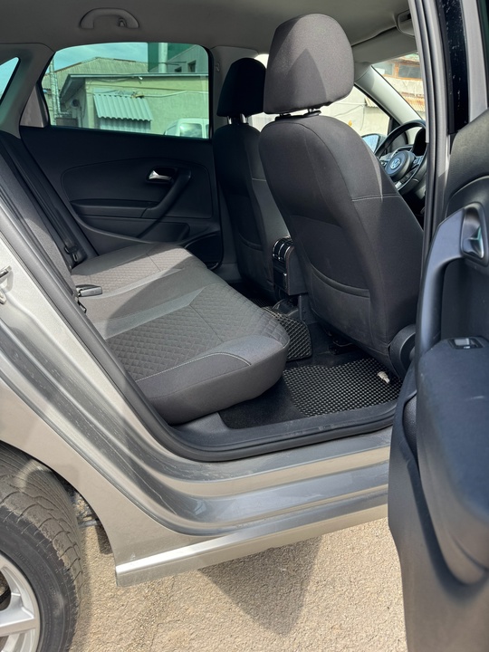 Продам Volkswagen Polo
2018г
175.000км
1.6 бензин мт

Описание: (6)