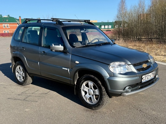 В продаже Chevrolet NIVA 2012 (2)