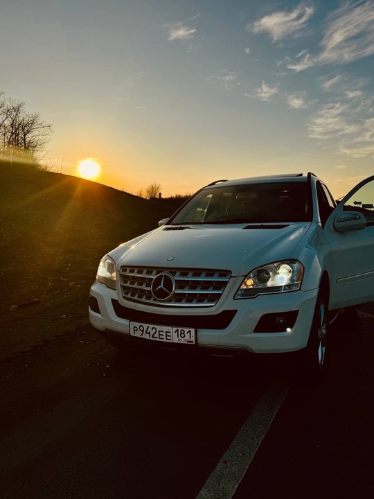Продам Мерседес МЛ 350.
2009 год.
Состояние (1)