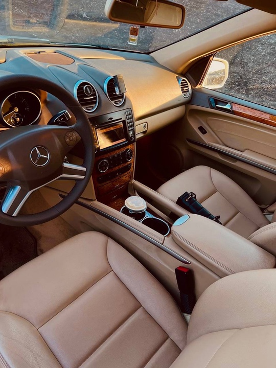 Продам Мерседес МЛ 350.
2009 год.
Состояние (6)