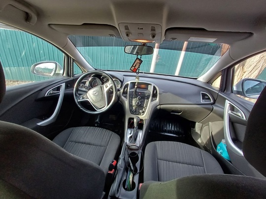 Продам Opel Astra J 2012 (1)