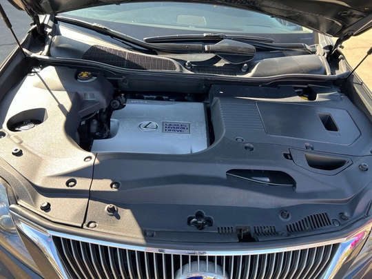 Лексус rx450h 2009 
190000 км
Полностью (6)