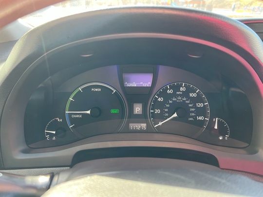 Лексус rx450h 2009 
190000 км
Полностью (9)