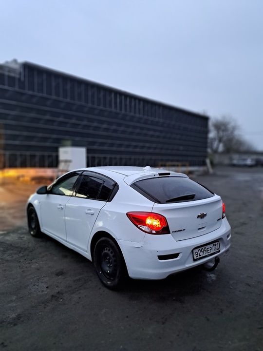 Продам Chevrolet CRUZE 2013 года.
Двигатель (2)