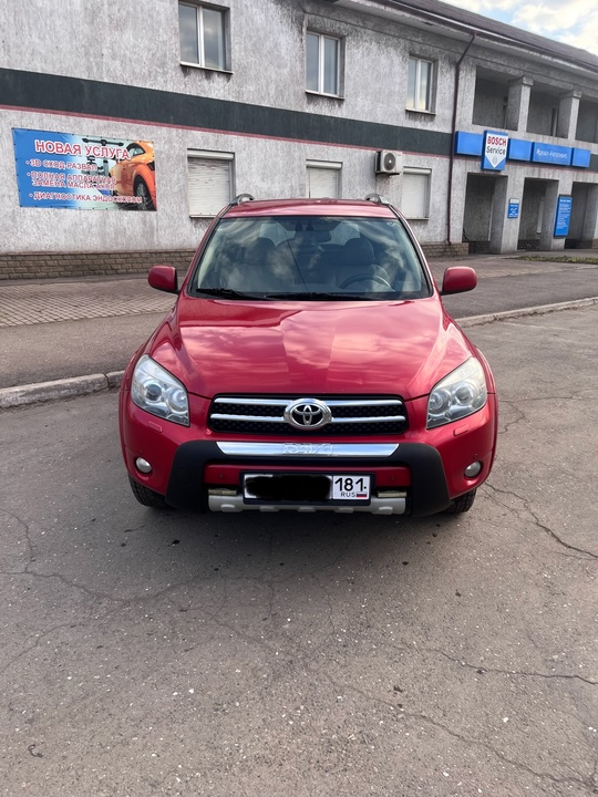 Продам Toyota RAV4 2008год 2.4