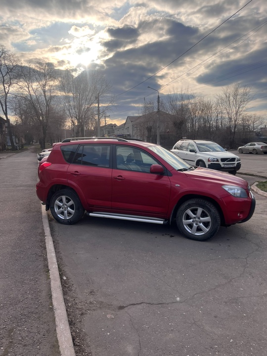 Продам Toyota RAV4 2008год 2.4 (2)