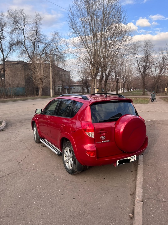 Продам Toyota RAV4 2008год 2.4 (5)