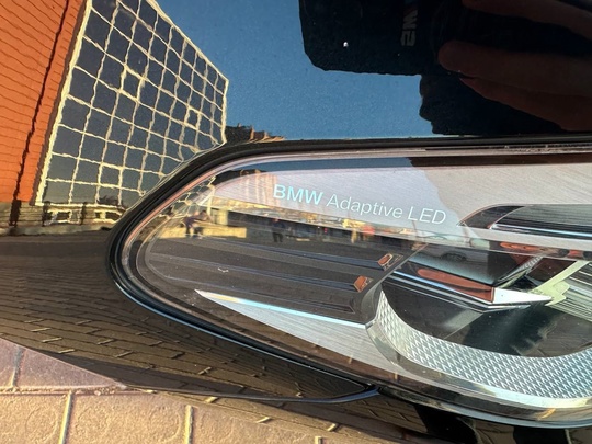 BMW 5 G30 2019 год
2.0 (5)