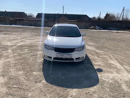 Продам автомобиль Киа церато 2012