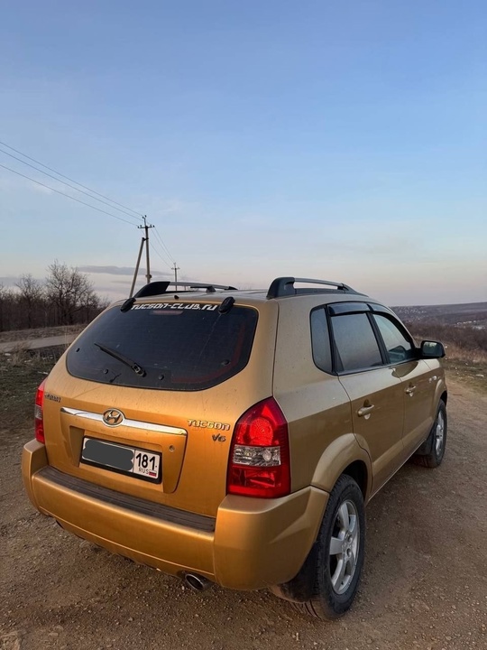 Продам HYUNDAI TUCSON в ОТЛИЧНОМ (7)