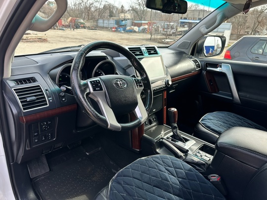 Луганск 
+79595110008
220.000 тыс.км 
Продам автомобиль (4)
