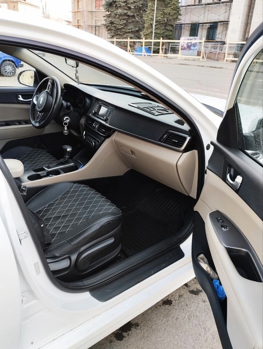 Продаю Kia optima 2016 г (7)