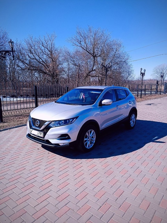 Продам NISSAN QASHQAI 2019 года. (1)