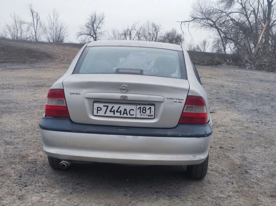 Продам 
Цена 100
На ходу 
Тел.+79595527242
ЗВОНИТЬ (4)