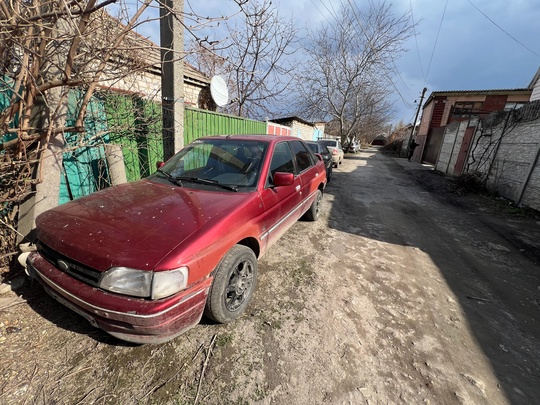 Продам Форд эскорт 1992 года (3)