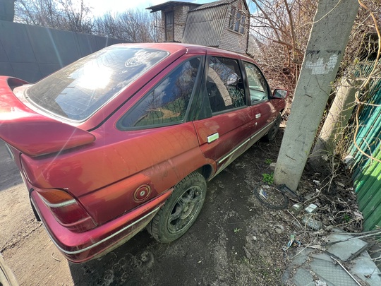Продам Форд эскорт 1992 года (4)