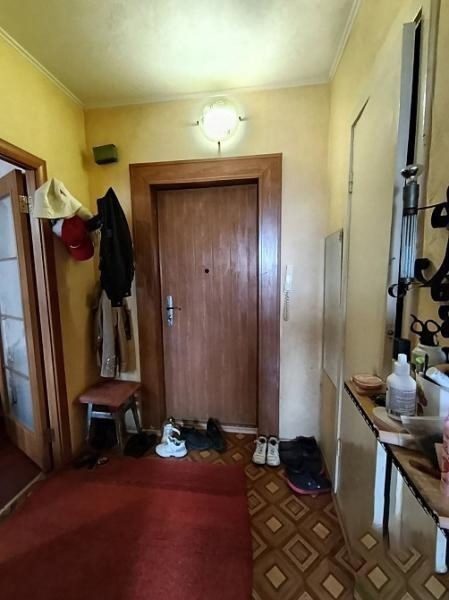 Продается 1 комнатная квартира, ул. (3)