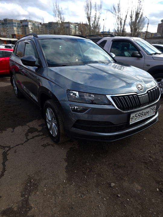 ПРОДАМ 
- Skoda Karoq
-2020г выпуска (1)