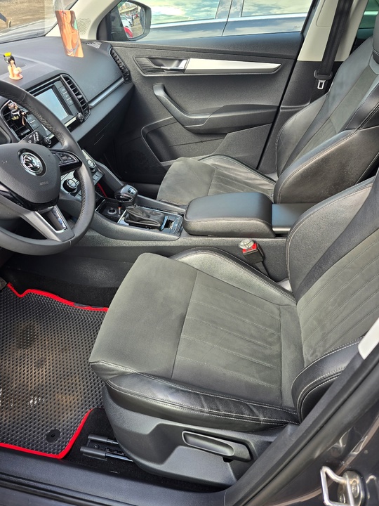 ПРОДАМ 
- Skoda Karoq
-2020г выпуска (6)