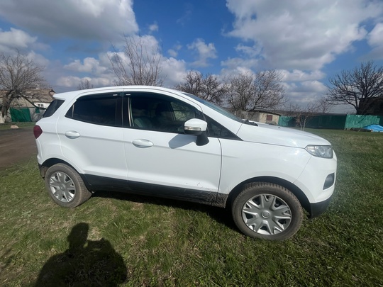 Продам автомобиль Ford Ecosport 2016 (2)