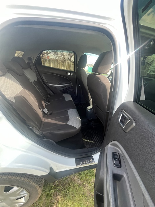 Продам автомобиль Ford Ecosport 2016 (8)