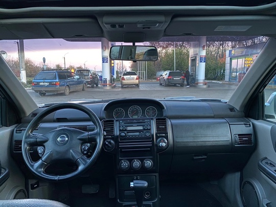 Nissan xtrail 
2005 год 
2.5 (4)