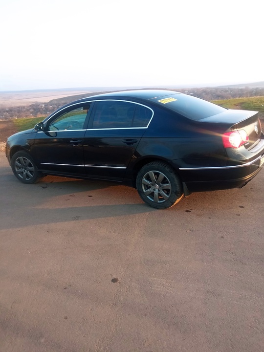 Volkswagen Passat B6 2006г.бензин 2л.турбо. (2)